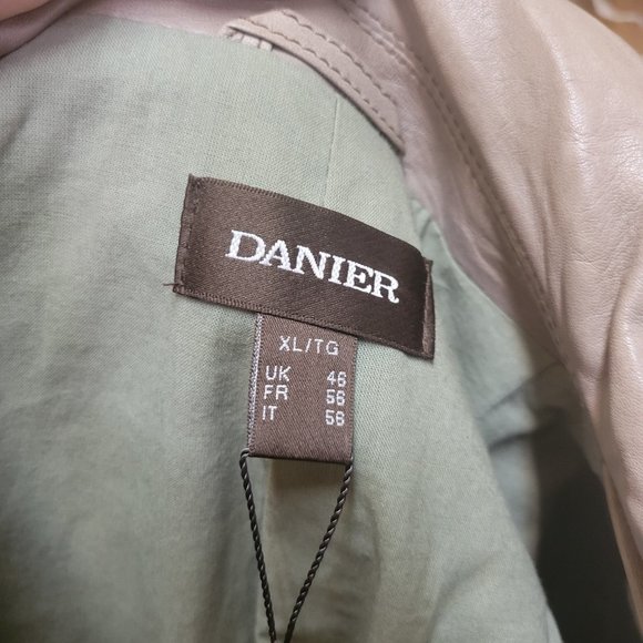 Xl Danier leather jacket - Picture 4 of 4